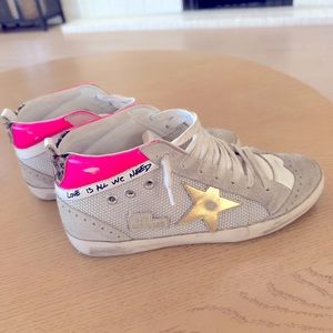Golden Goose midstar with hot pink
